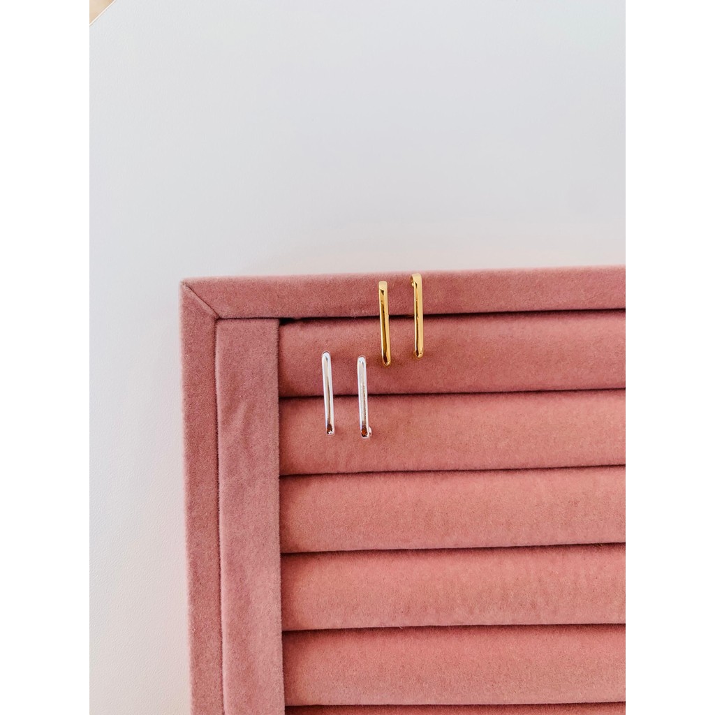 Brincos earhook liso semi joia Prata 925 e Ouro 18K