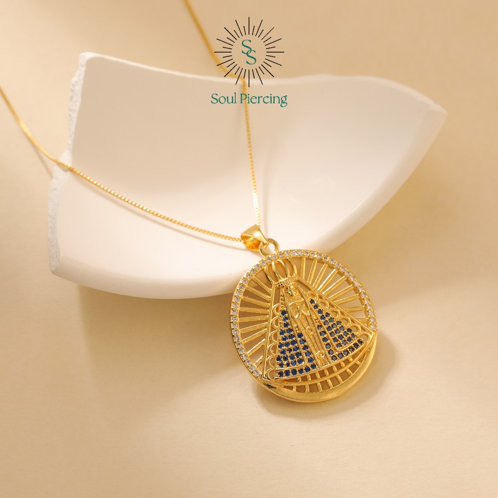 Colar Femenino Elegante Europeu Americano Folheado a Ouro 18k Nossa Senhora Aparecida Zircônia Cravejada