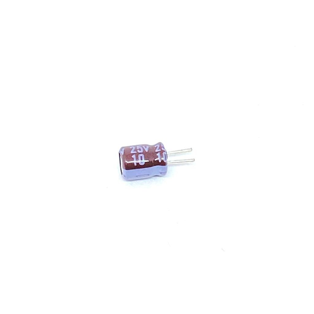 KIT COM 20 PEÇAS - CAPACITOR ELETROLITICO 10UF 25V RADIAL 105ºC 4X5MM KRE25VB10MCC CHEMICON