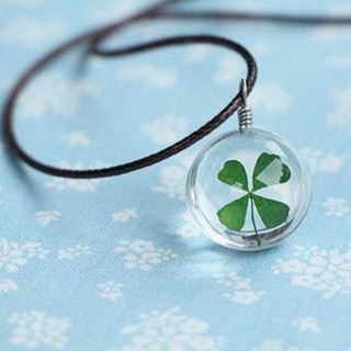 Colar Trevo da Sorte Trevo de  Folhas Amuleto da Sorte em Resina Cordão Preto Ajustável moda unissex gargantilha adulto infantil cordão com regulagem em Oferta na Shopee
