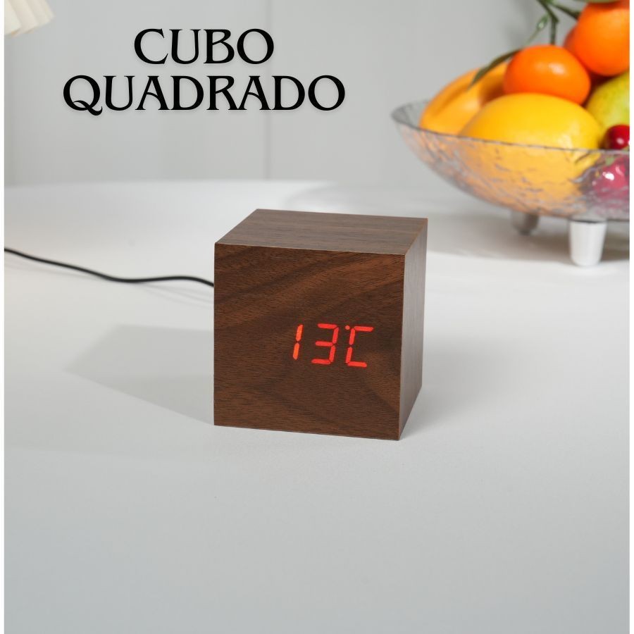 Relógio Despertador Digital Cubo Madeira Led Mesa Marrom e Preto 6,5x6,5x6,5cm
