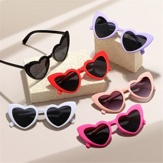 12 Cores Óculos De Sol Em Forma De Coração Vintage Na Moda Rua Tiro Tons Proteção UV Irregular Rosa Para Mulher em Oferta na Shopee