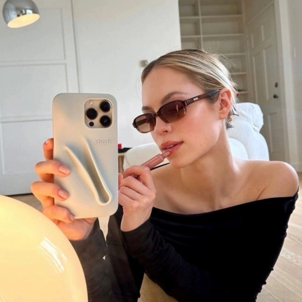 Bálsamo De Batom Hailey De Luxo Com Logotipo Para iPhone 12ProMax 13ProMax 14ProMax 14Plus 15Plus Capa De Silicone Estéreo À Prova De Choque Rhode Lip Shell