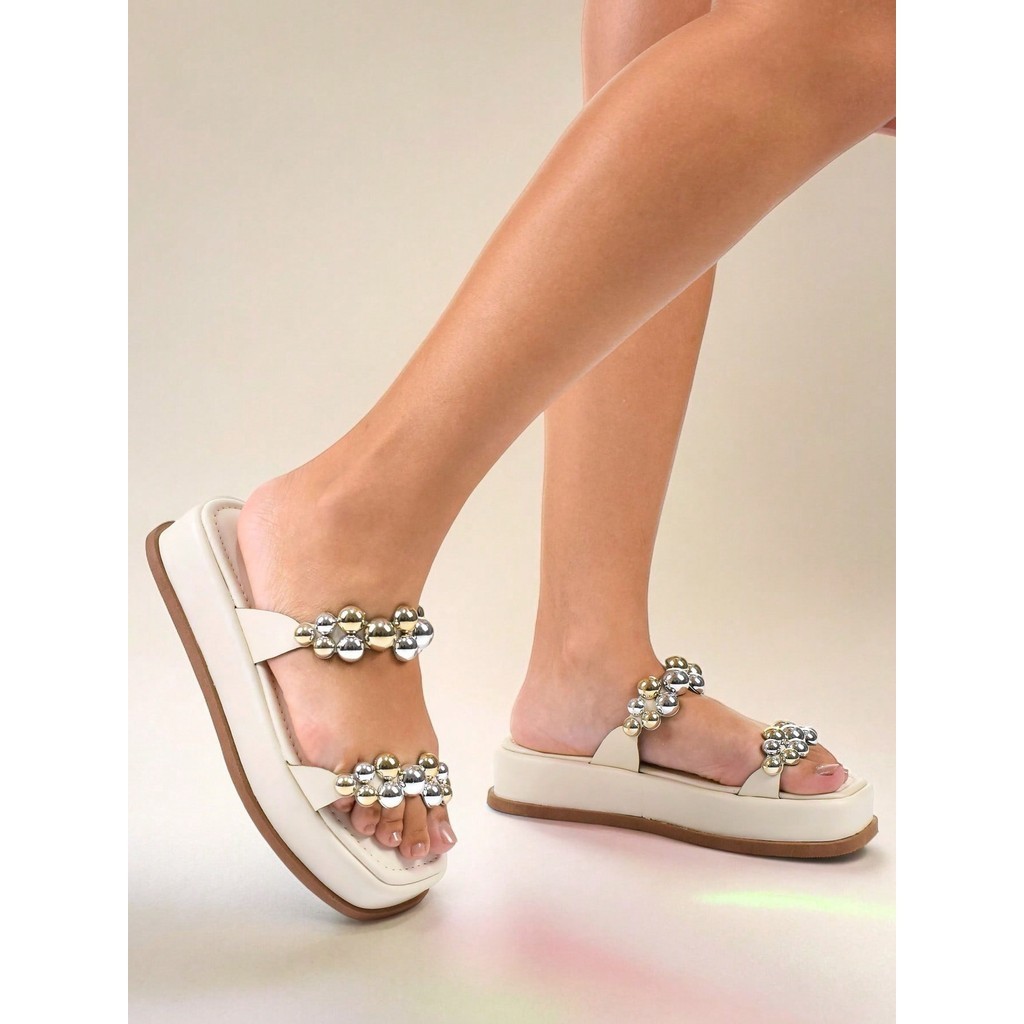 Sandália Flat Feminina Plataforma com Aplicação Enfeite Chinelo Papete Tiras Confortável