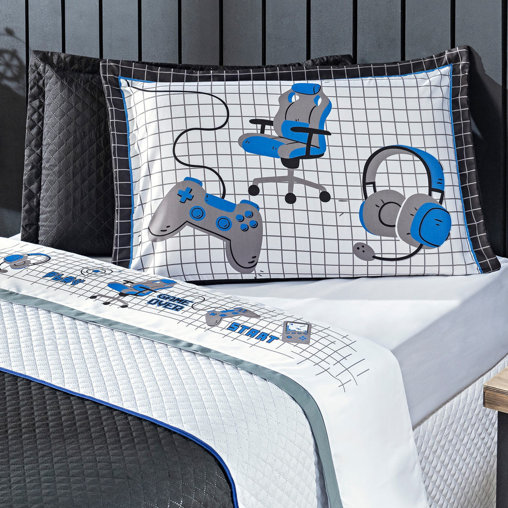 Jogo de Cama Lençol CASAL PADRÃO 04 Peças Game Streamer Branco/Azul com Fronhas Estampadas - Toque Macio Percal 200 Fios Decoração Roupa de Cama Kit Conjunto Gamer Nerd Geek Controle Videogame Infantil Juvenil Quarto Menino Masculino