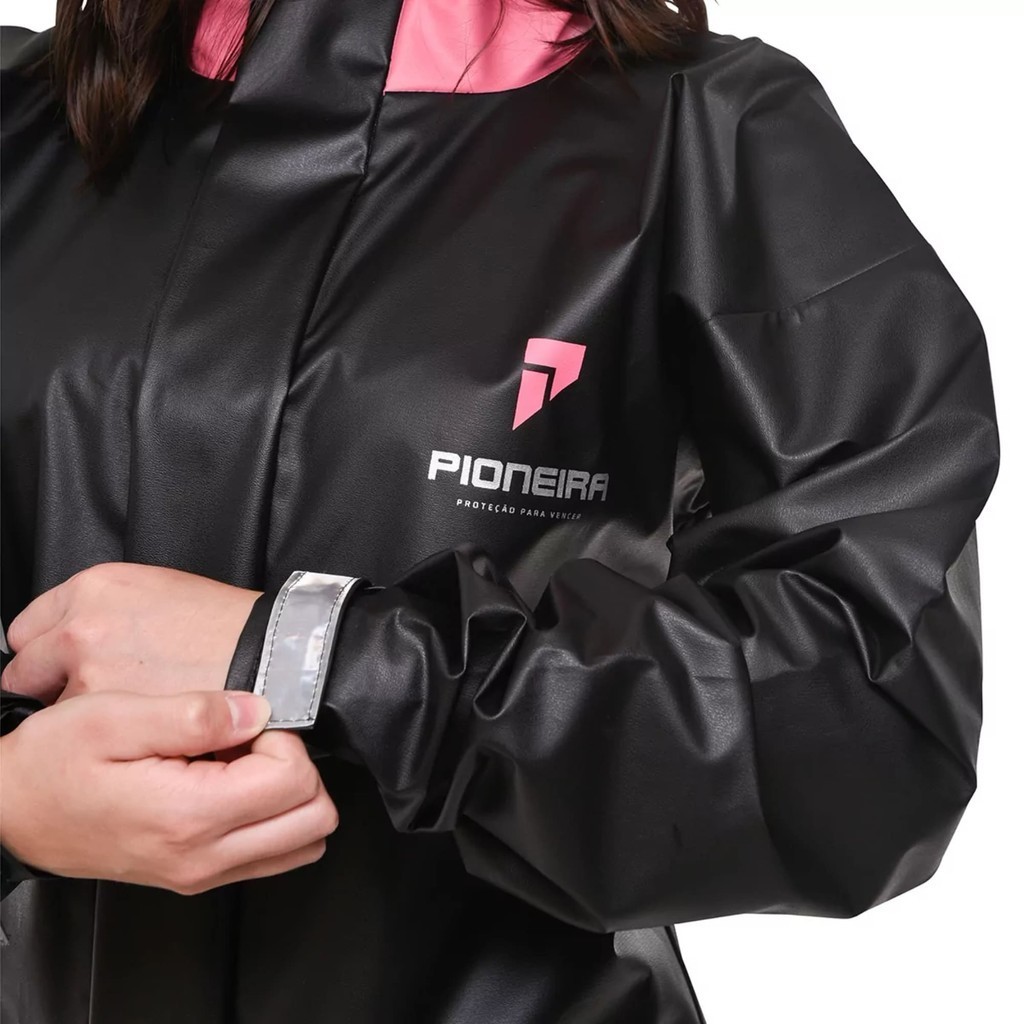 Capa de Chuva em PVC 0,30mm com Capuz Bravo - Masculino Preto Tamanho EGG Pioneira 2250-M-PRE-EGG