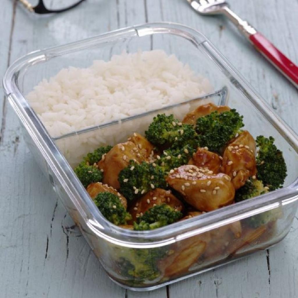 1 Lancheira Marmita com Divisória e Tampa com 4 Travas 1040ML em Oferta na Shopee