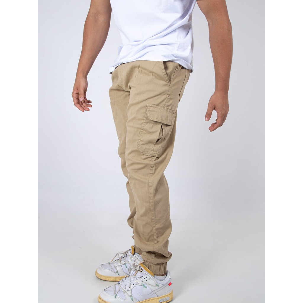 Calça Cargo Masculina Cargo Jogger sarja Casual Streetwear Premium com punho Elástico e Bolsos Laterais Skate