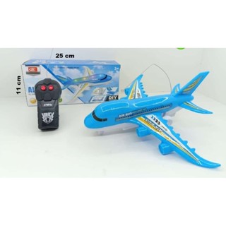 Brinquedo Avião de controle remoto com luz e som em Oferta na Shopee