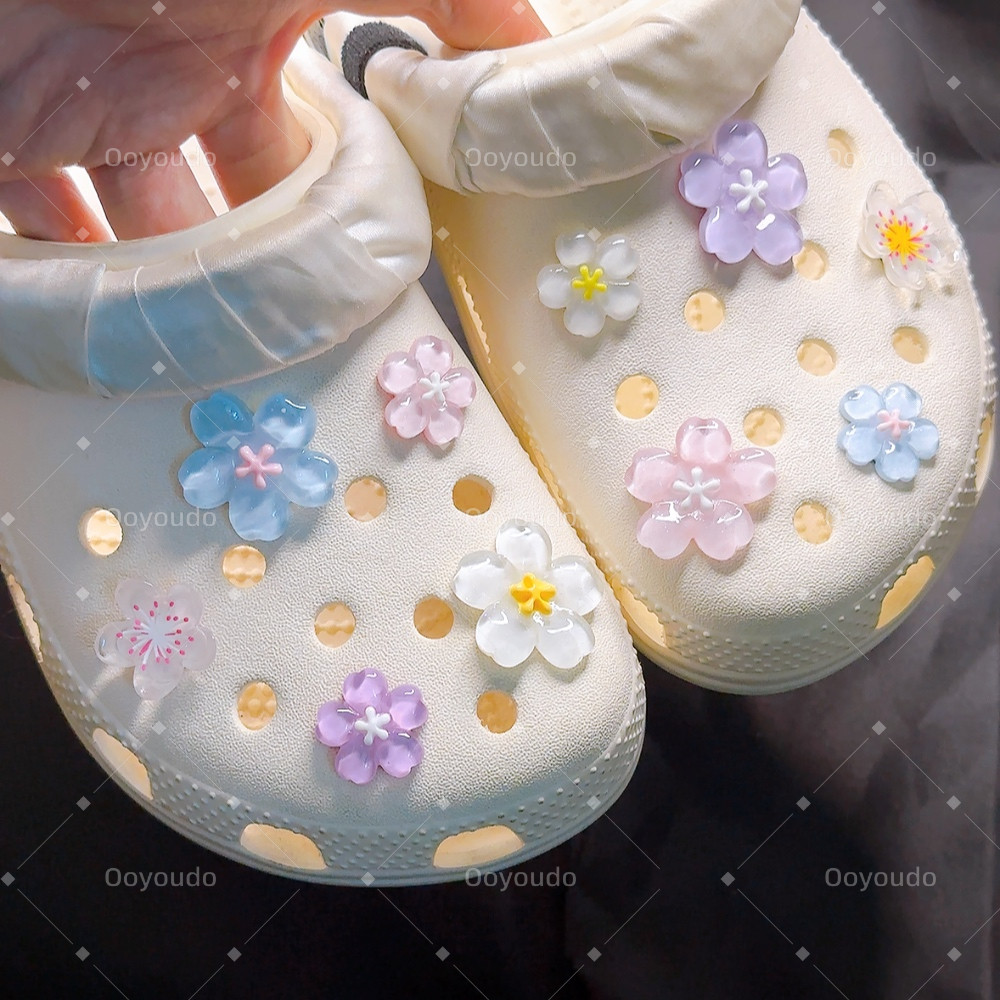 Colorido Gelo Transparente Flores De Cerejeira DIY Tamanco Pinos INS Charme Botão Acessórios Para Fivela Sapatos Acessór