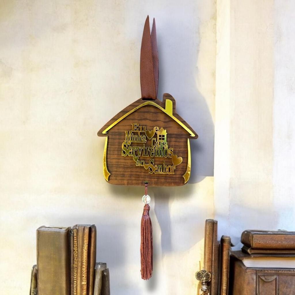 Pêndulo Decorativo MDF para Proteção Porta e Parede Frase Eu e Minha Casa Serviremos ao Senhor