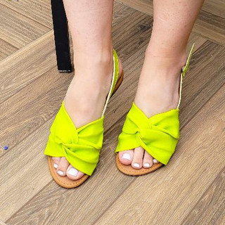 Sandália Feminina Rasteirinha Confortável LETICIA em Oferta na Shopee