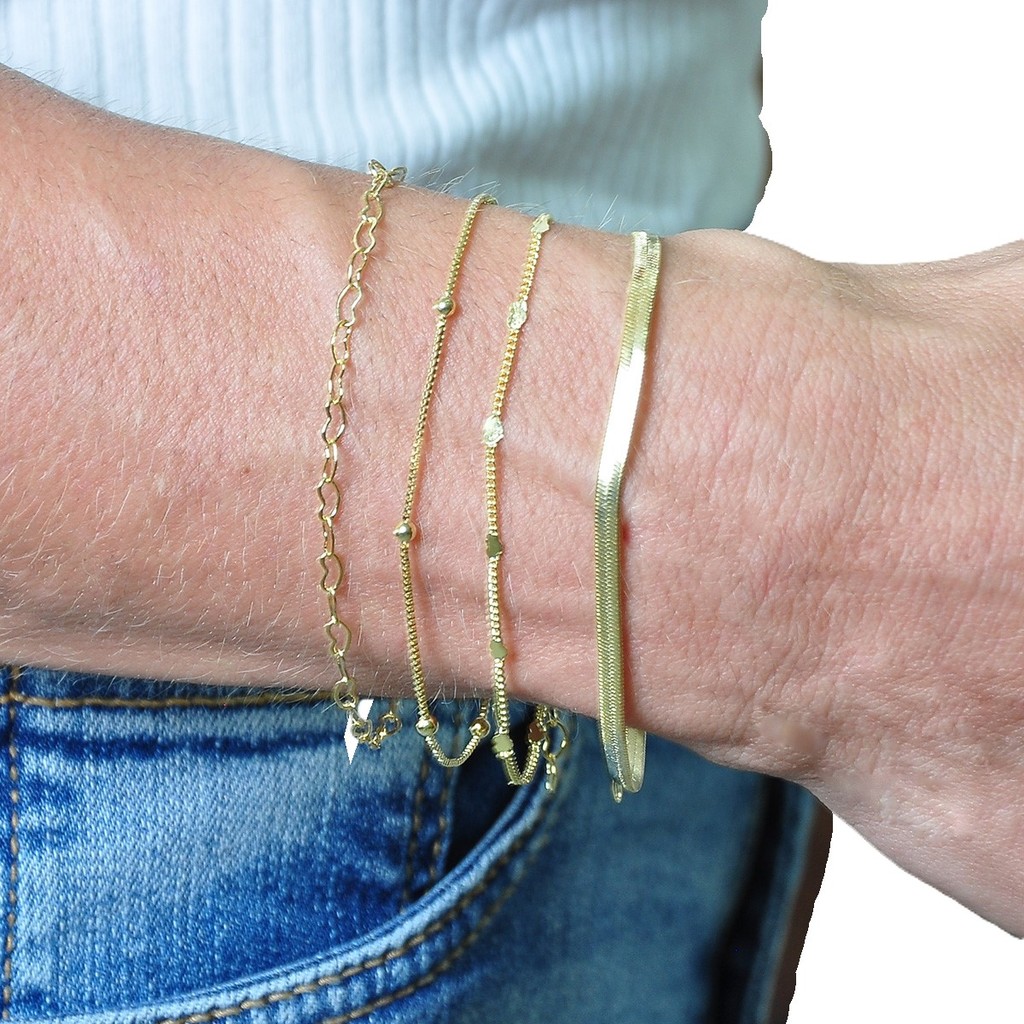 Kit 04 Pulseiras Femininas Dourada Delicadas Elegantes Banhada a Ouro 18k Semi Joia com Garantia