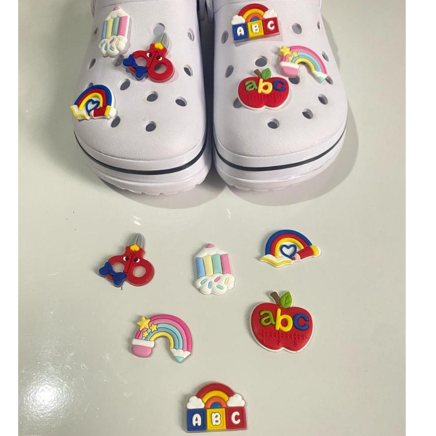 04 a 8 Pins/Bottons Emborrachados Para Babuche - Profissões Pedagogia
