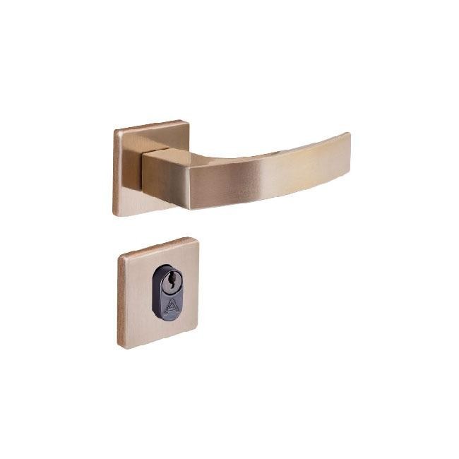 fechadura entrada quadratta curva roseta s40 latonado alianca em Oferta na Shopee