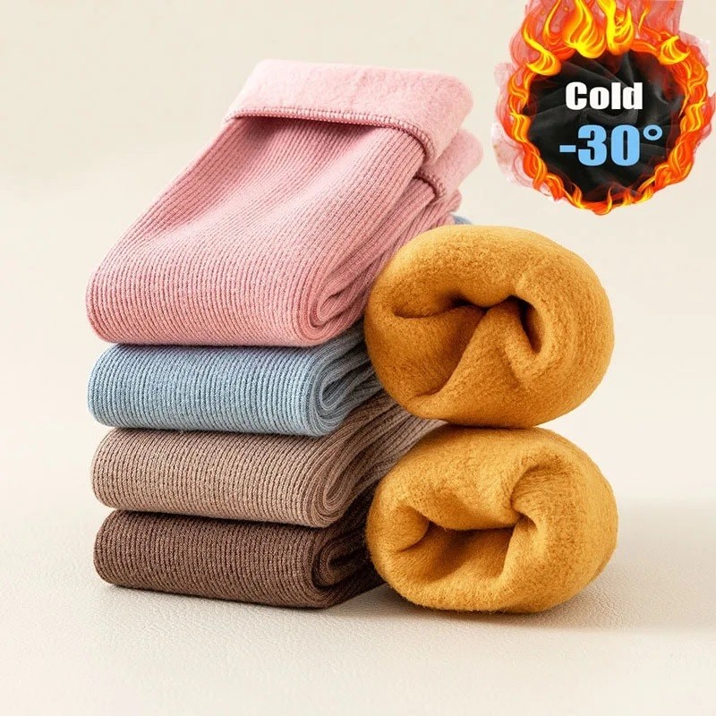 Meia Feminina Peluciada Inverno Térmica Macia Confortável Meia Quente para Frio Uso Diário