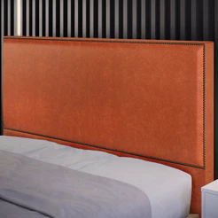 Cabeceira Box Queen 160cm Com Tachas Vicenza L02 Couríssimo Camel - Lyam Decor