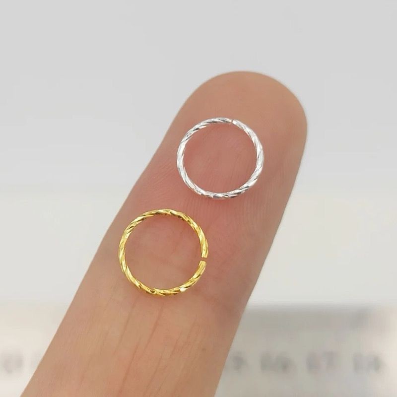 Piercing de Nariz Argola Torcida a Prata925 e Ouro18k