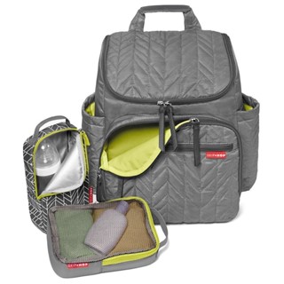 Mochila Maternidade Forma Cinza Skip Hop em Oferta na Shopee
