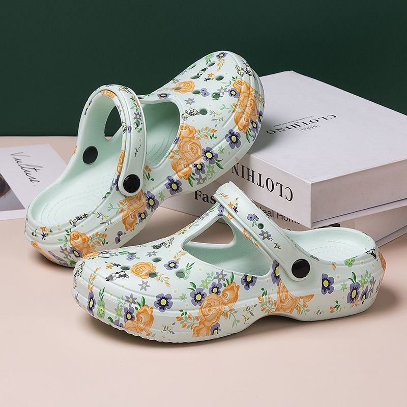 Verão Novo Uso Externo Sapatos Buraco Para Mulheres EVA Ultra Leve Anti Deslizamento Enfermeira Praia Chinelos em Oferta na Shopee