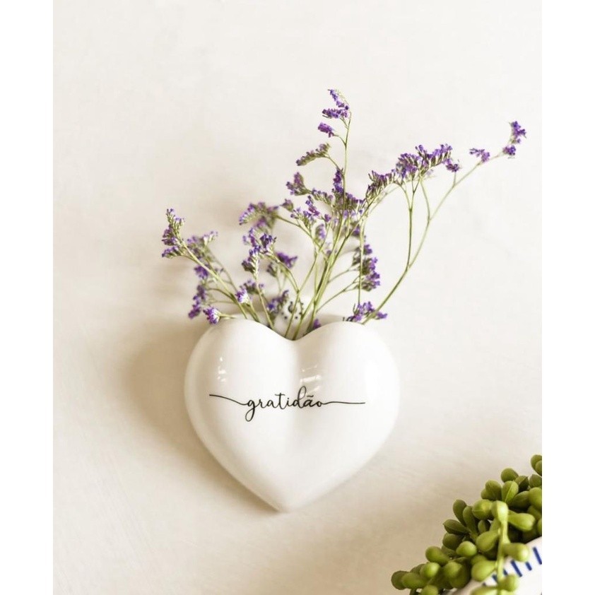 Cachepot Vaso Coracao Porcelana Pendurar Parede 10cm