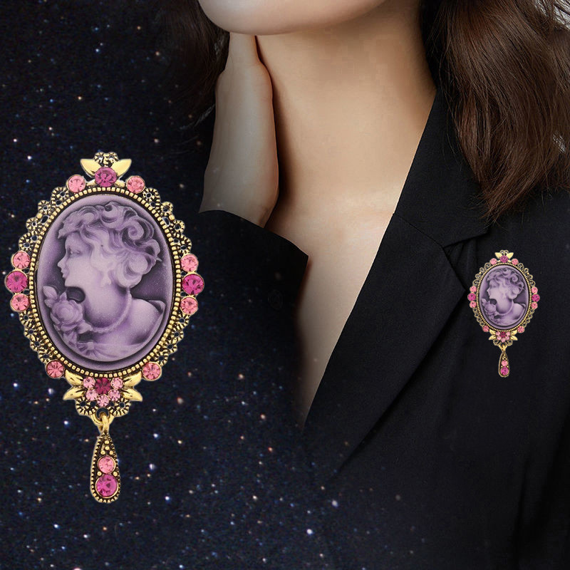 1PC Retro Moda Feminina E Estátua Criativa De Alívio De Beleza Zircon , Broche , Colarinho De Fato Acessórios De Roupas Para Flores