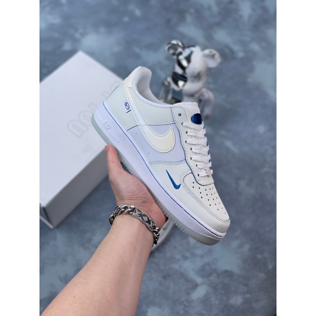 Fotografia Fora Da Prateleira Nike Air Force 1 One Little White shoes Sapatos De Skate Para Homens E Mulheres