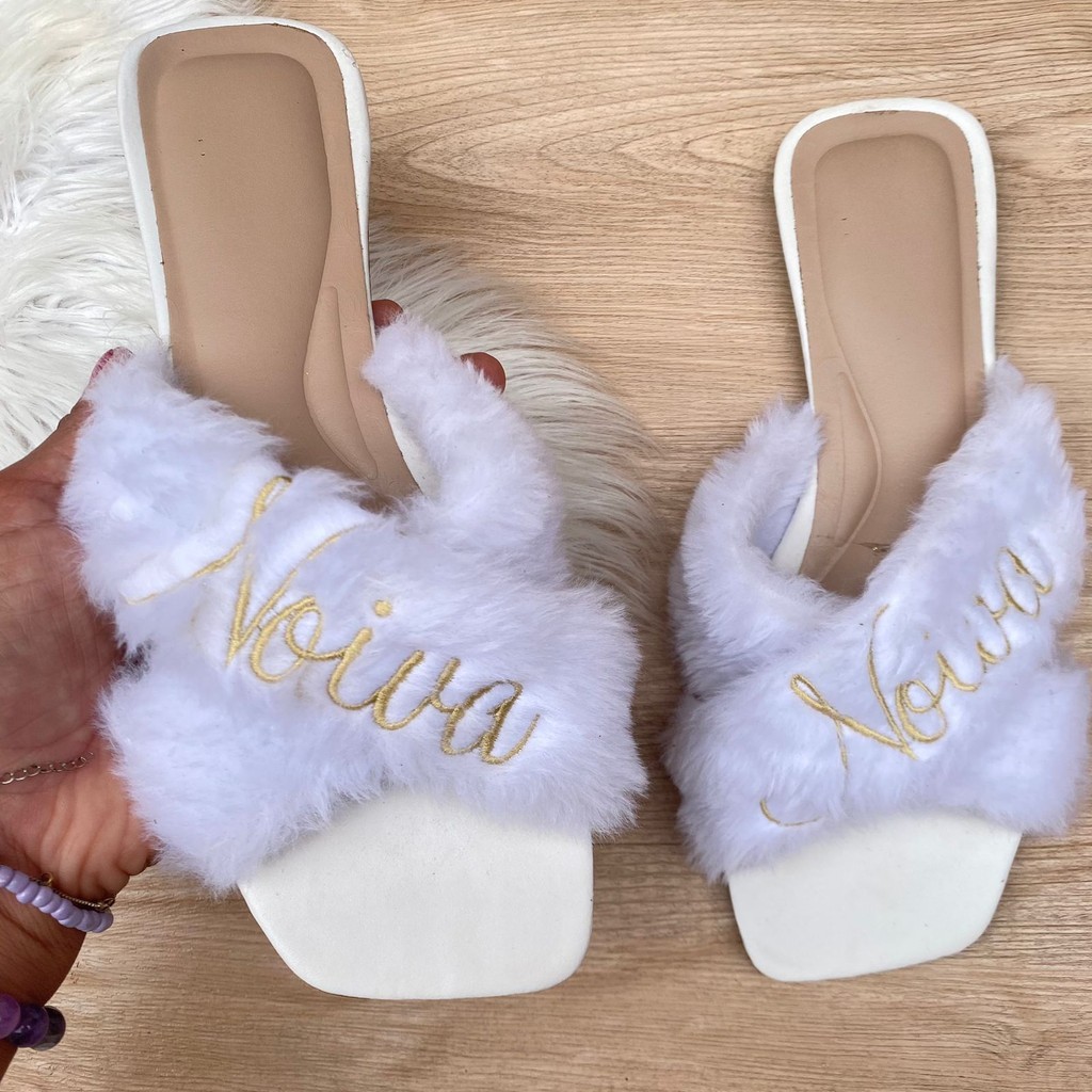 Pantufa Noiva em Pelúcia – Confortável e Elegante para o Dia do Casamento – Presente para Damas de Honra