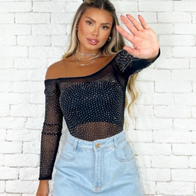 BLUSA BODY BORI BORY OMBRO A OMBRO COM FECHO CIGANA DE TULE TRANSPARENTE STRASS PEDRARIA TENDENCIA GRINGA