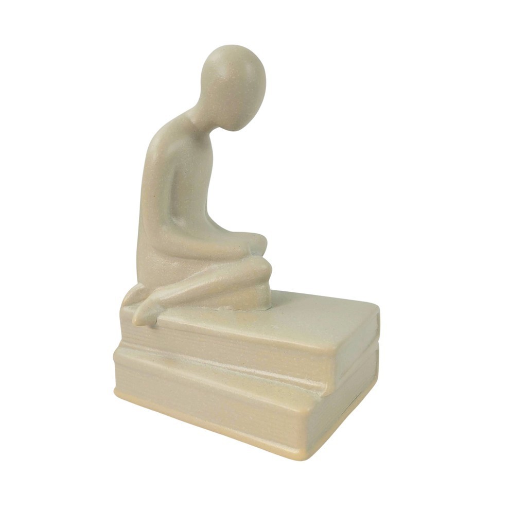Estátua Pessoa Com Livro 19x12x10cm Escultura Porta Livro