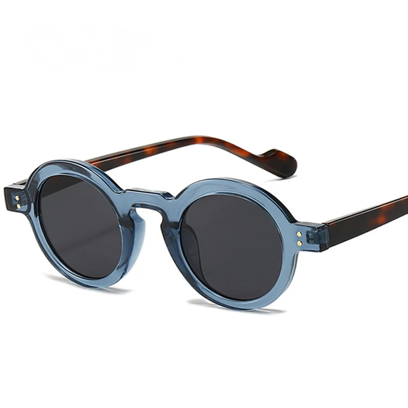 Retro Pequeno Redondo Óculos De Sol Moda Feminina Claro Oceano Lente Tons UV400 Masculino Rebites Tendência Punk em Oferta na Shopee