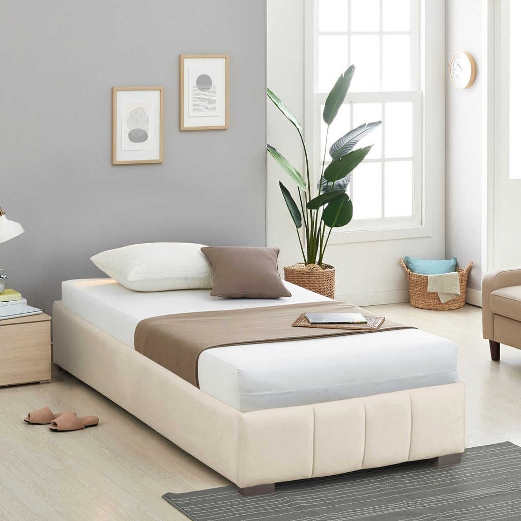 Cama Solteiro Estofada sem Cabeceira Uvaia CabeCasa MadeiraMadeira Bege - Home & Living
