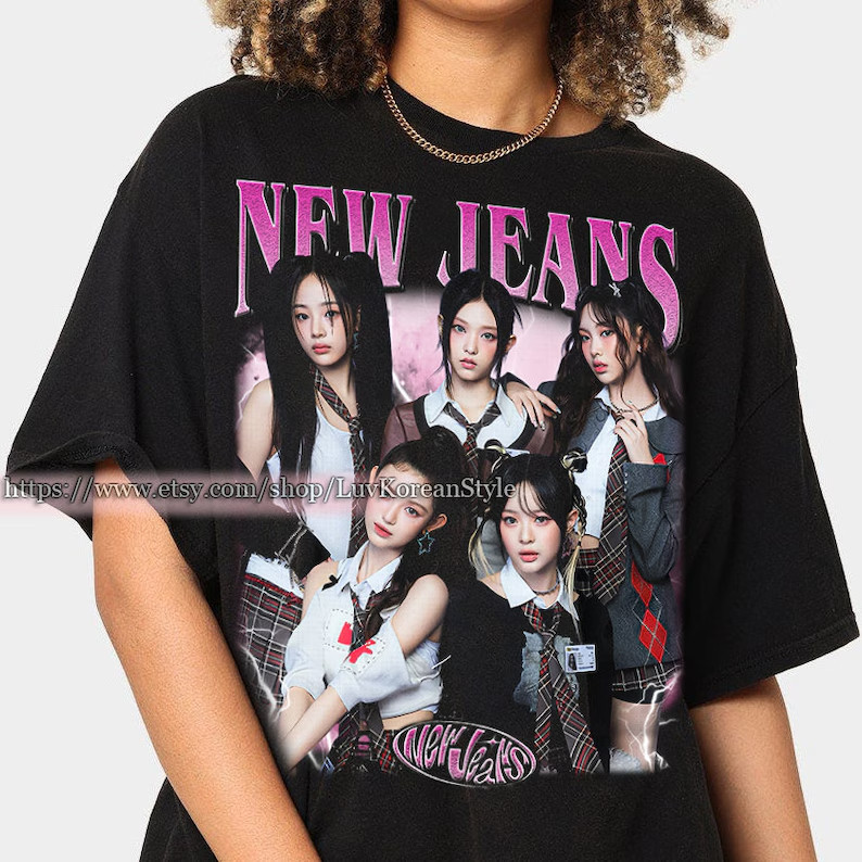 Camiseta Camisa  T-shirt Unissex Algodão New Jeans 90's Kpop GRUPO Top Lançamento