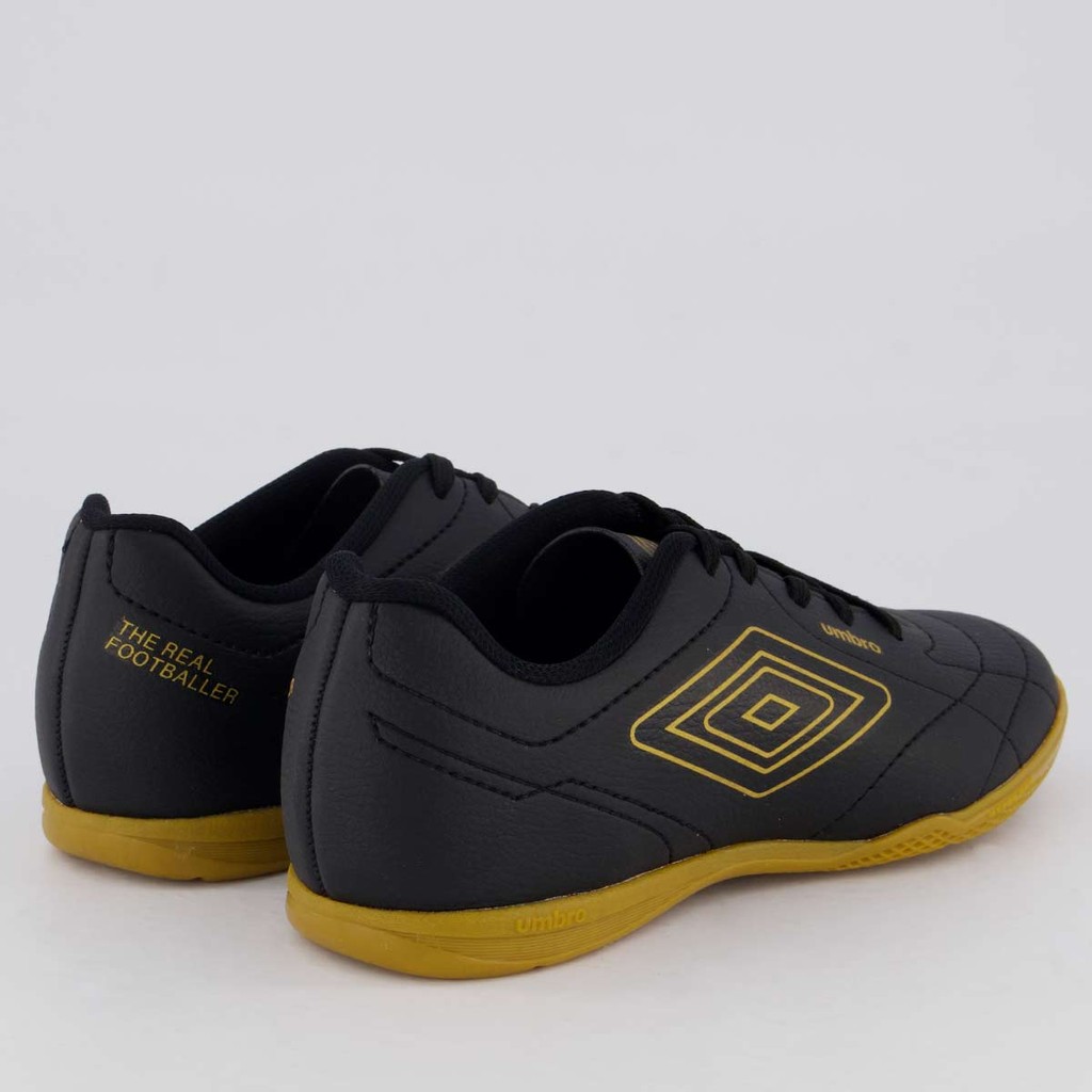 Chuteira Umbro Class Footballer Futsal Juvenil Preta e Dourada