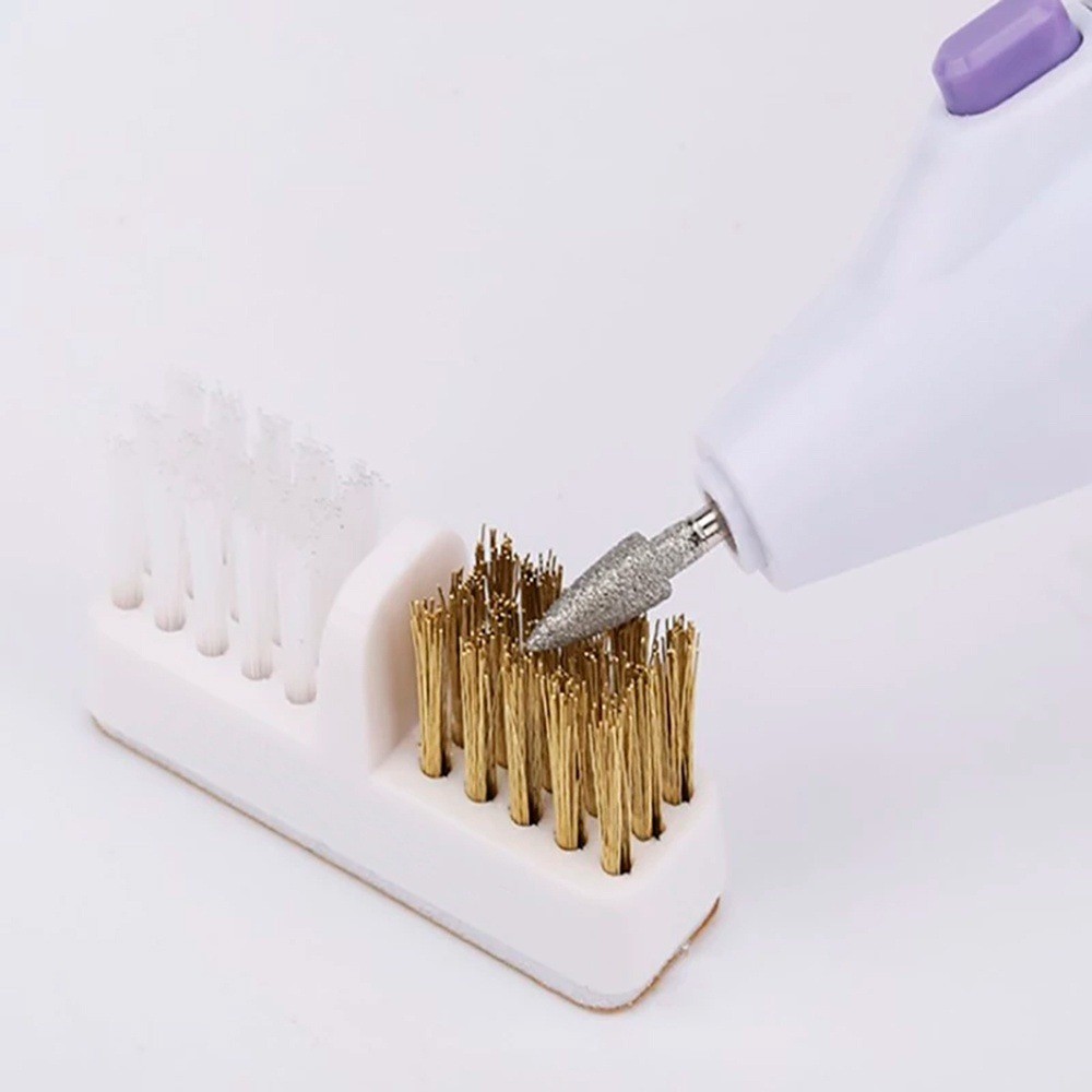 Escovinha de aço para limpeza de brocas em Oferta na Shopee