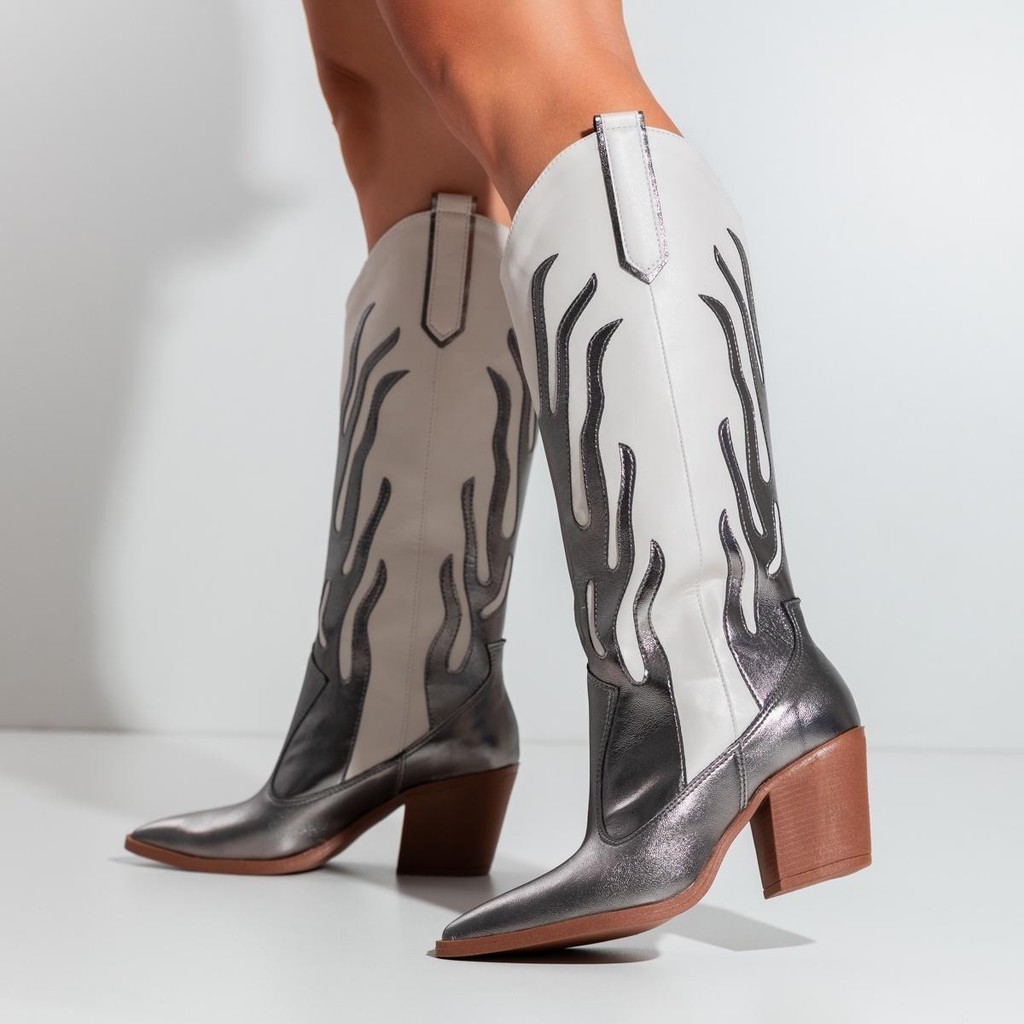 Bota Feminina Texana Country Luna Cano Longo Duas Cores Bordada Bico Fino Salto Grosso Not-me