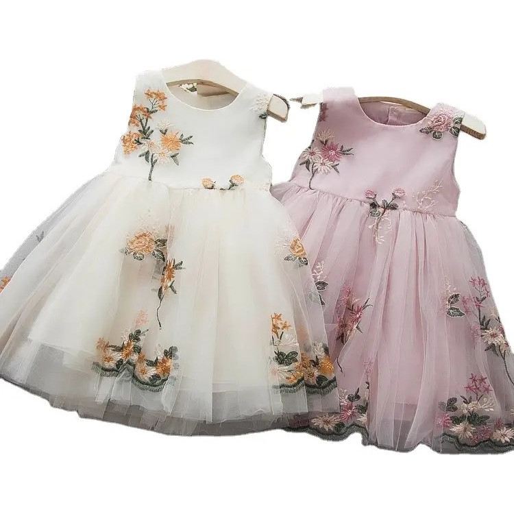 Vestido infantil menina delicado tule com renda de flores nas cores creme e rosa