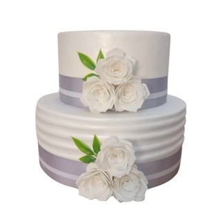 Bolo Fake Branco com fita 2 Andares diâmetro 22 e 17cm em Oferta na Shopee