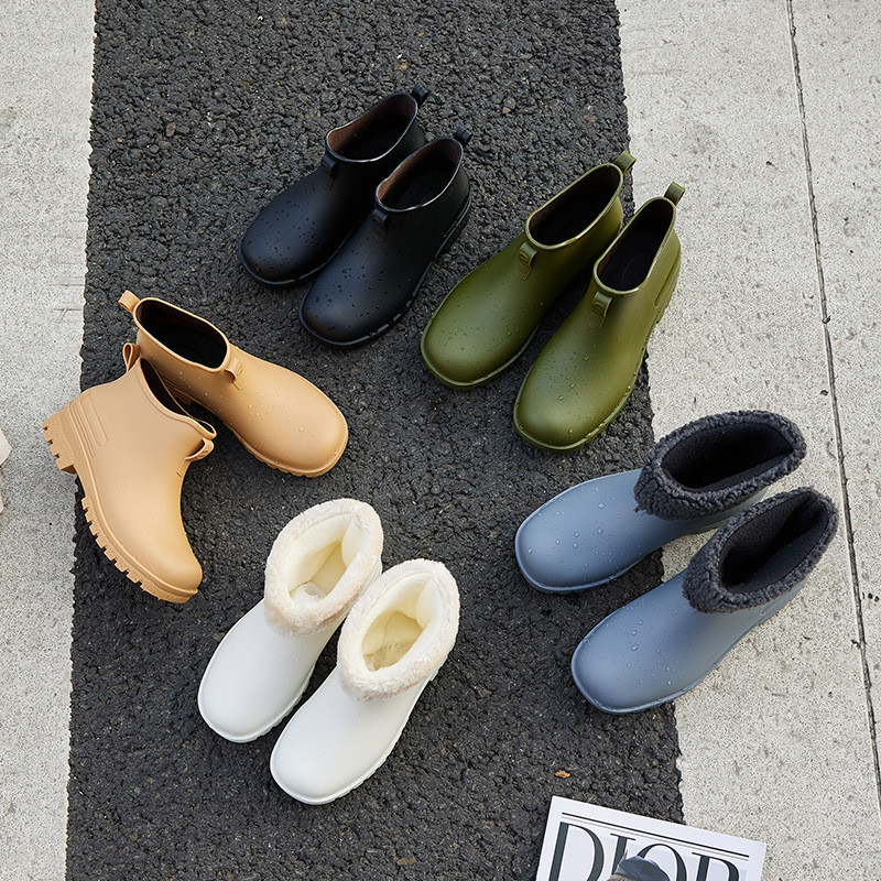 [SG] Moda Casal Botas de Chuva Casual Botas de Chuva Casual Homens Mulheres Sapatos da moda Sapatos esportivos à prova d'água Sapatos do cozinheiro Capa de borracha Sapatos de trabalho Botas de Chuva Sapatos do cozinheiro Take