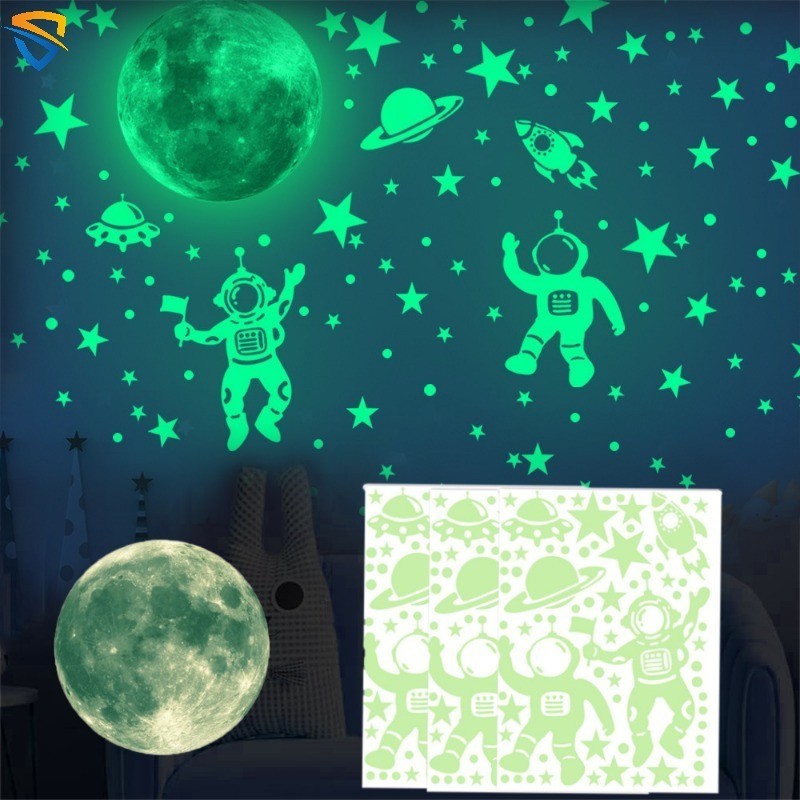 2 Folhas Autocolantes De PVC Auto-Adesivo Decalques Luminosos Luna Full Kids Bedroom Decoração De Teto Para Crianças O Planeta Astronauta Do Glow-in-the-dark