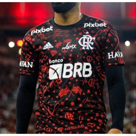 Camisa do Flamengo Preta Desenhada MAIS VENDIDA - Edição Especial Torcida Rubro Negra 2023/24