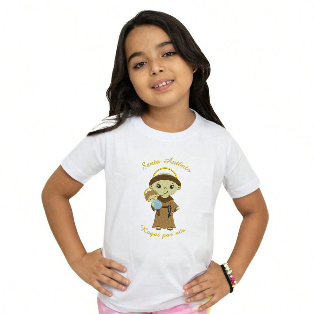 Camisa Infantil Bordada Menina Santo Antonio em Desenho