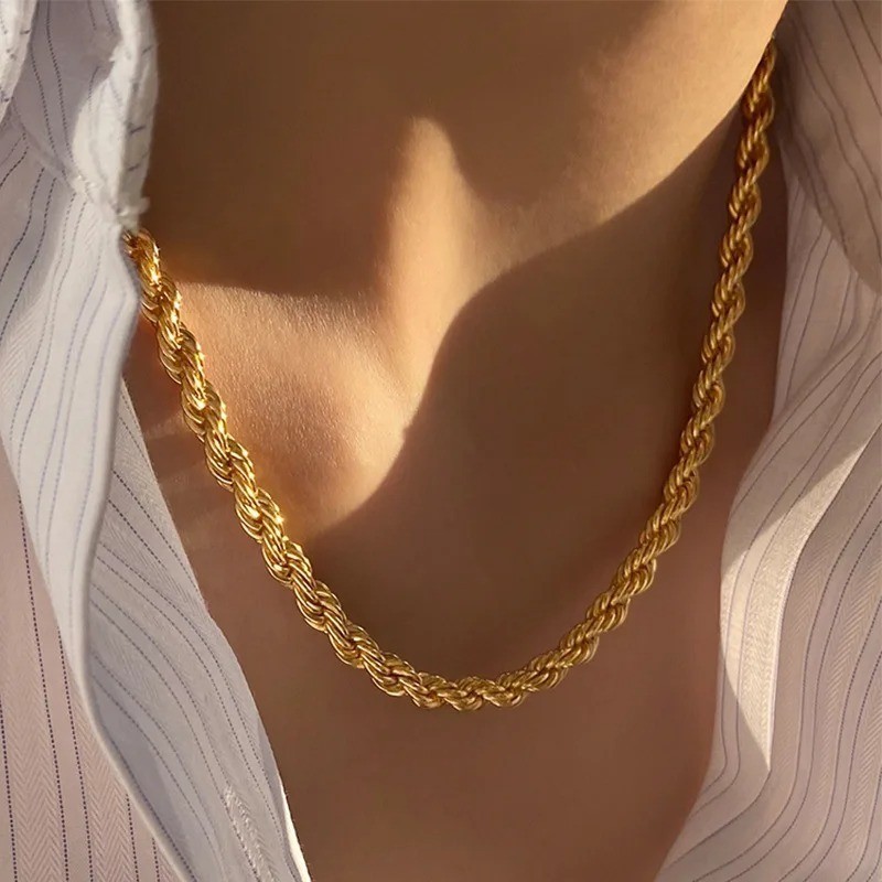 Corrente Feminina Trançada 4mm Modelo Cordão Baiano Banhada a Ouro 18K Aço Inoxidável 45cm
