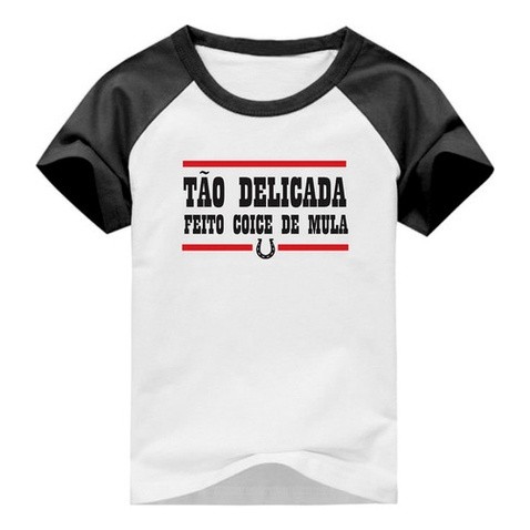Camiseta Meme Tão Delicada Feito Coice De Mula