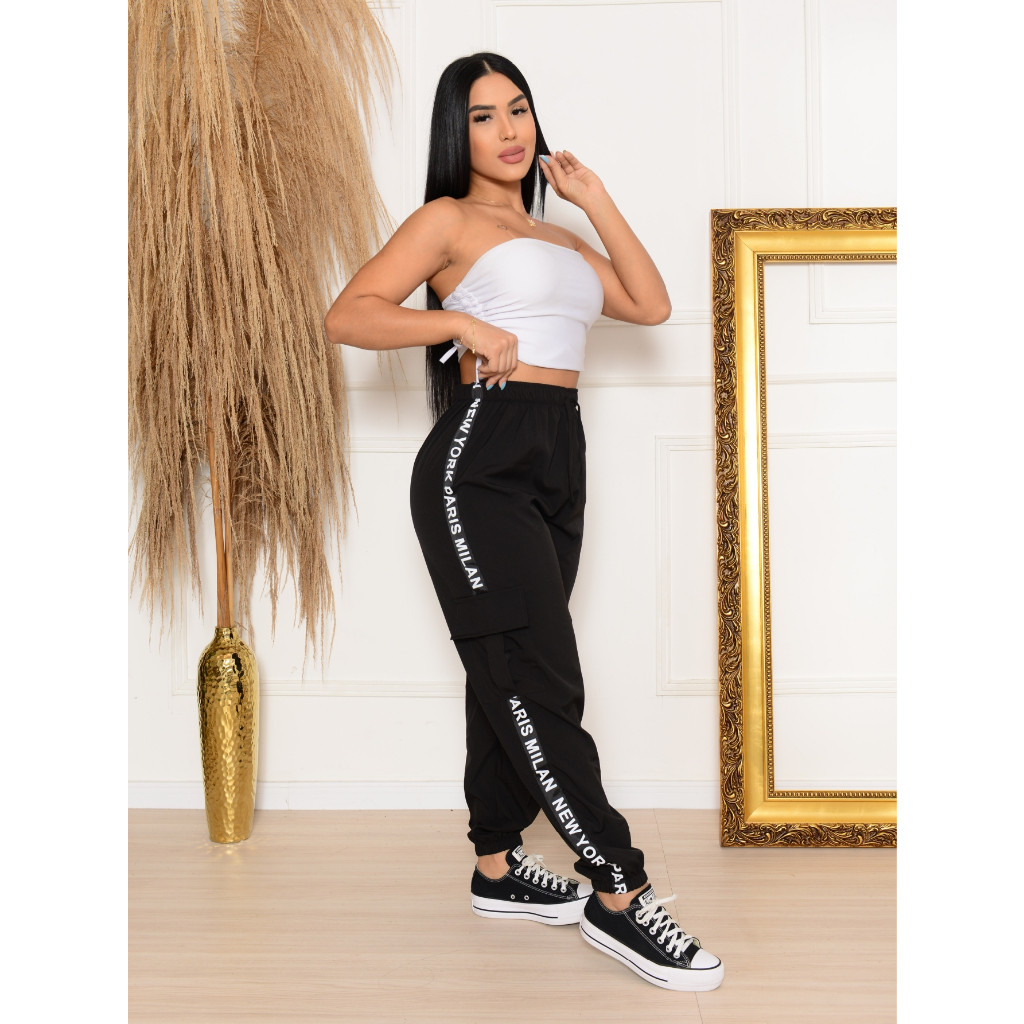 Calça Cargo jogger Tactel Feminina Com Bolsos laterais modelo Tik Tok