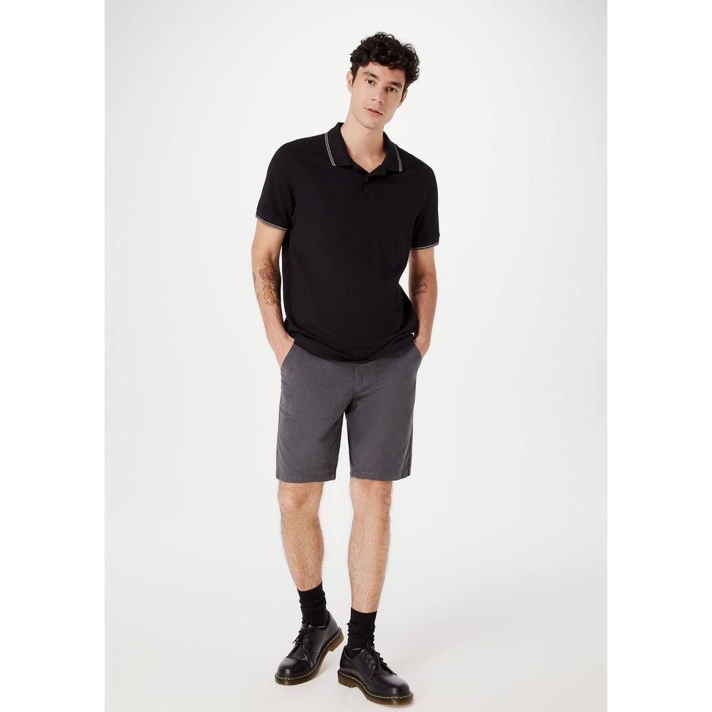 Bermuda Básica Masculina Chino Em Tecido Fio Tinto Hering