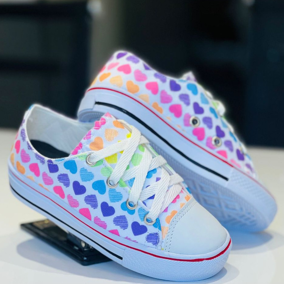 Tênis Infantil Menina Coração e Gota Colorido Confortável Leve Macio