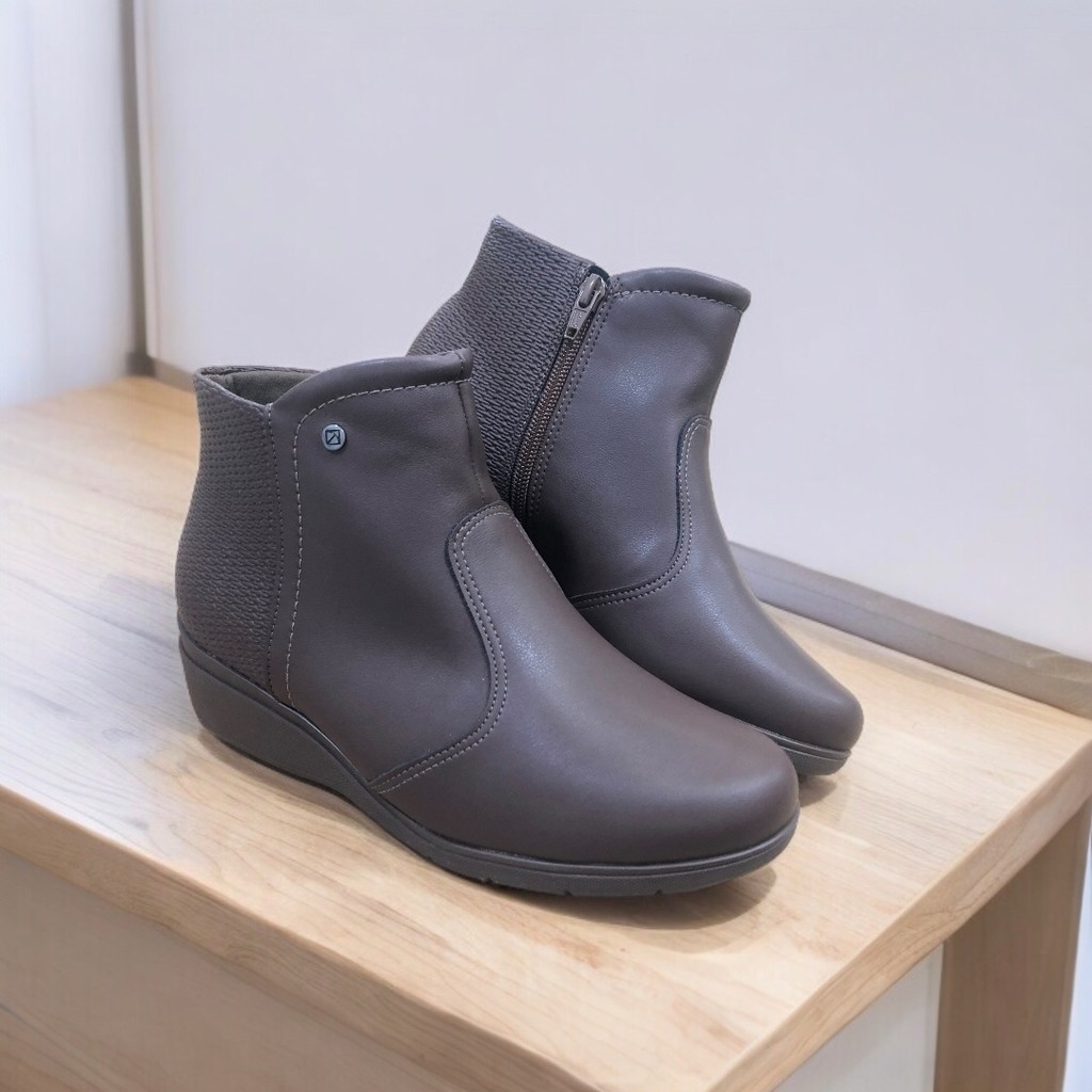 Bota Piccadilly Anatômica  Salto  Anabela  Cano  Curto   Esporão   Confortável  Macia  Coturno   Ultra  Conforto  Zíper