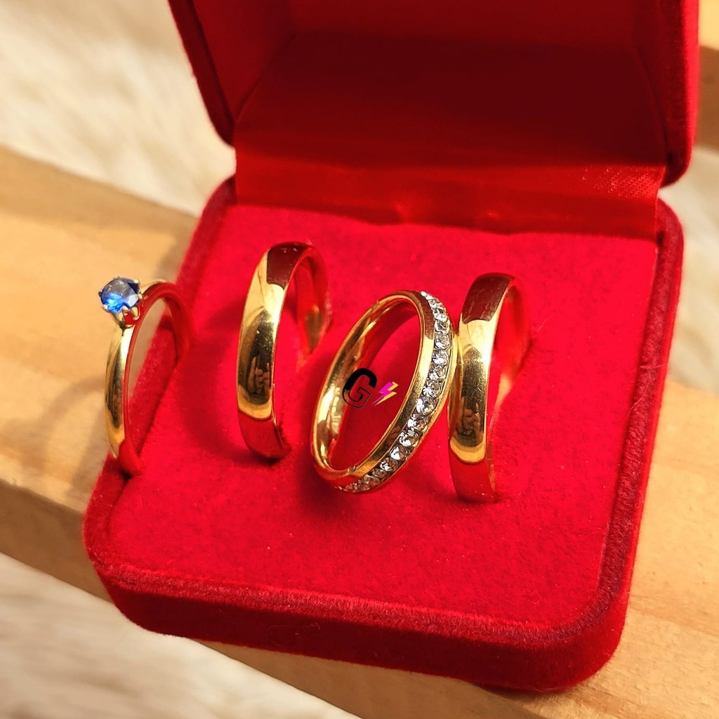 Par de alianças 4mm casamento banhado a ouro 18k + Gravação + Solitário colorido e Aparador (COD-20)