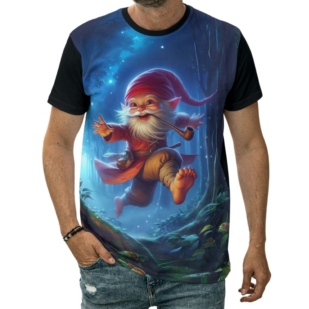 Camiseta Gnomo Com Cachimbo Em Floresta Encantada Mágica